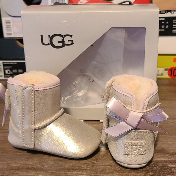 Infant Ugg boots - Picture 2 of 3